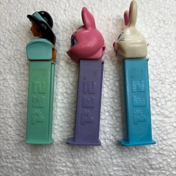 3 Vintage Pez Dispensers, Jasmine and 2 Easter Bunnies from 1990s - Picture 2 of 4